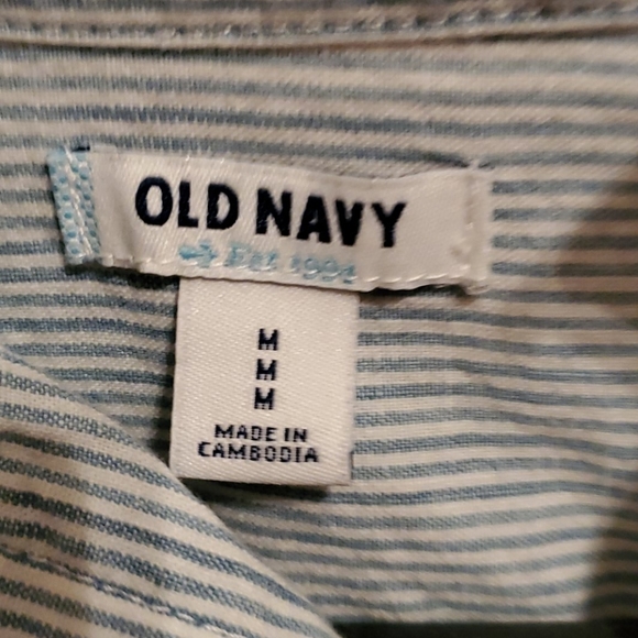 Blue and white stripe button down - Picture 2 of 3